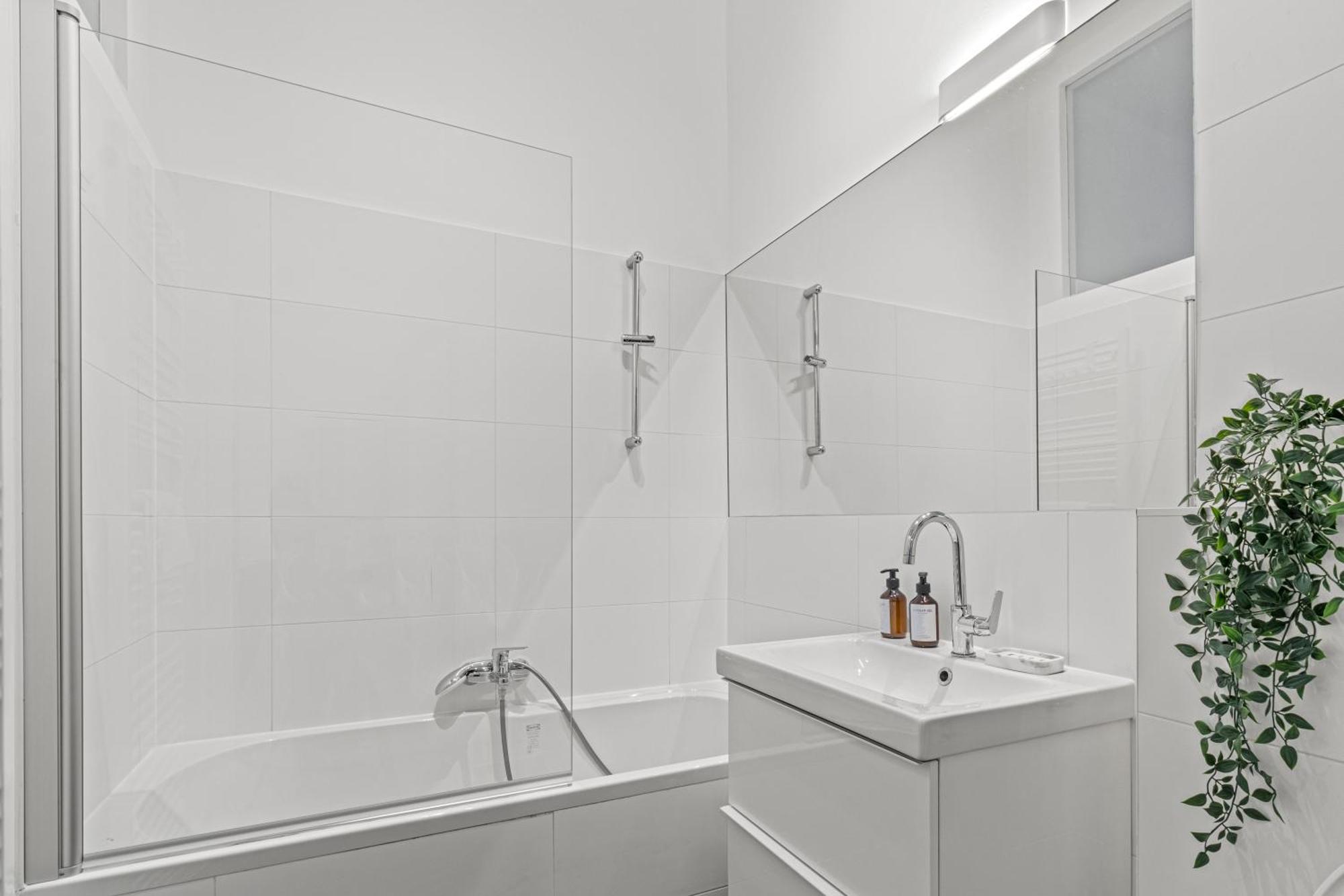 Cozy Vienna Apartments - 4 Min U6 Josefstaedterstrasse ภายนอก รูปภาพ